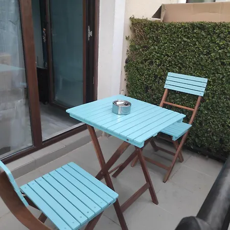 Made In Blue Apartment *